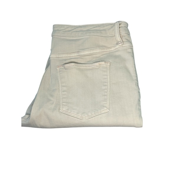 Universal Thread Off White Pink‎ Stiching Denim Jeggings Raw Hem  Size 14 - Picture 1 of 4